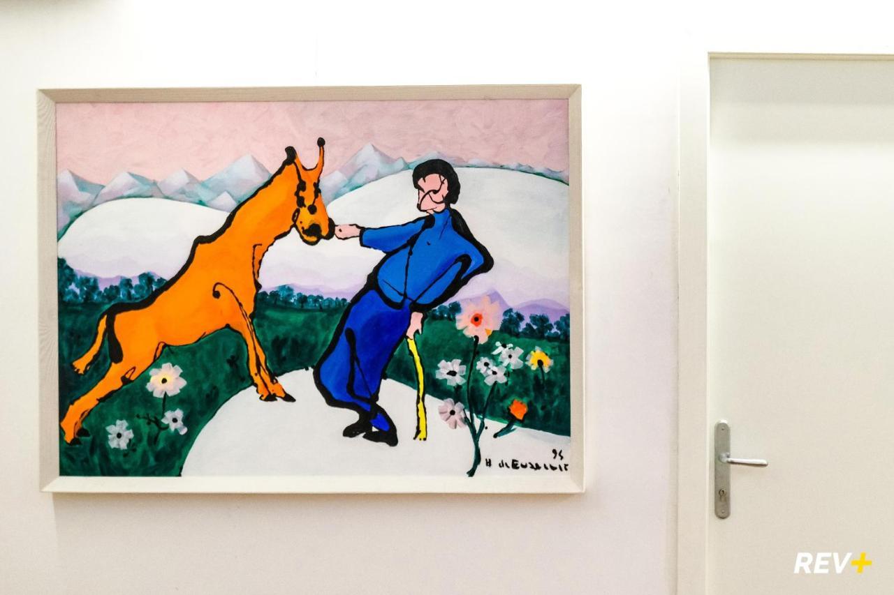 Lia Art Hotel